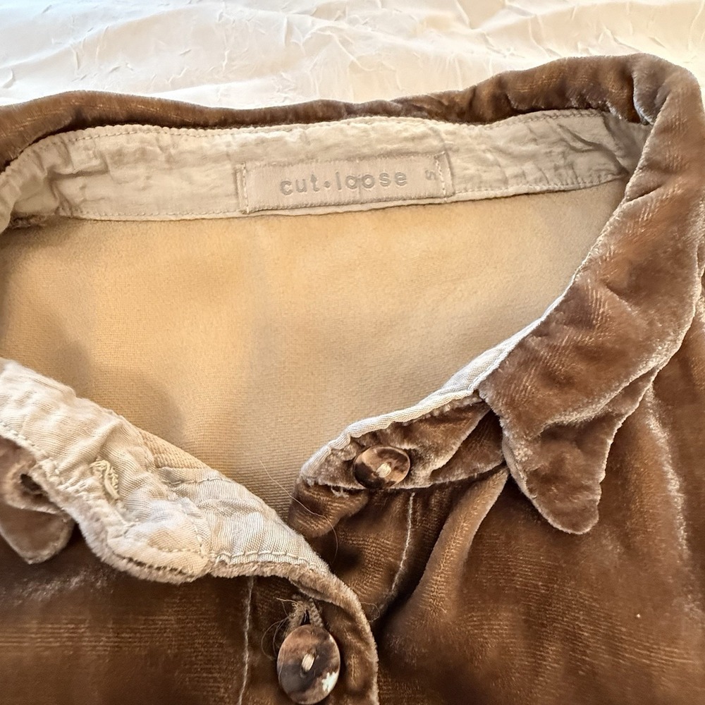 Cut Loose Velvet Blouse Color Brass Quiet Luxury Minimalist Academia Lagenlook S - Picture 3 of 8
